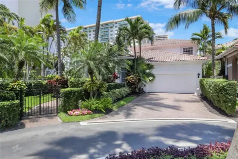 19414 NE 39th Avenue Sunny Isles Beach FL 33160