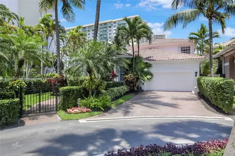 19414 NE 39th Avenue Sunny Isles Beach FL 33160