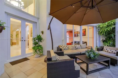19414 NE 39th Avenue Sunny Isles Beach FL 33160