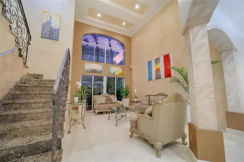 19414 NE 39th Avenue Sunny Isles Beach FL 33160