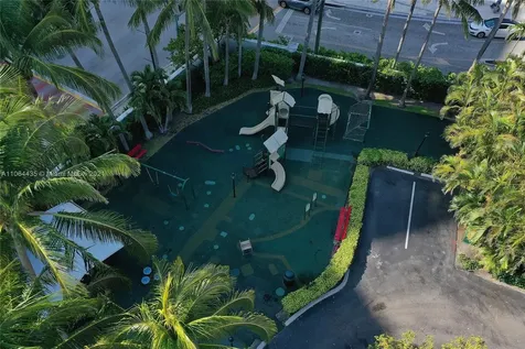 19414 NE 39th Avenue Sunny Isles Beach FL 33160