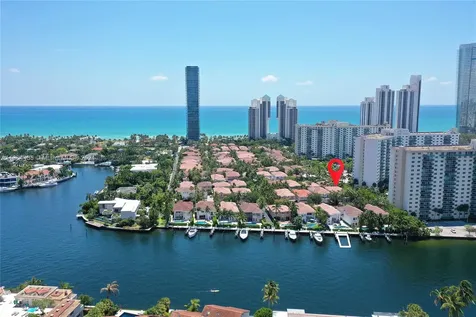 19414 NE 39th Avenue Sunny Isles Beach FL 33160