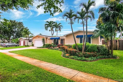 1350 NW 114th Avenue Pembroke Pines FL 33026