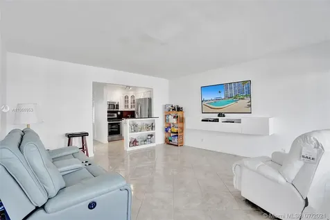 4050 N Ocean Drive Lauderdale By The Sea FL 33308