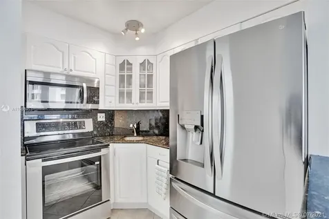 4050 N Ocean Drive Lauderdale By The Sea FL 33308