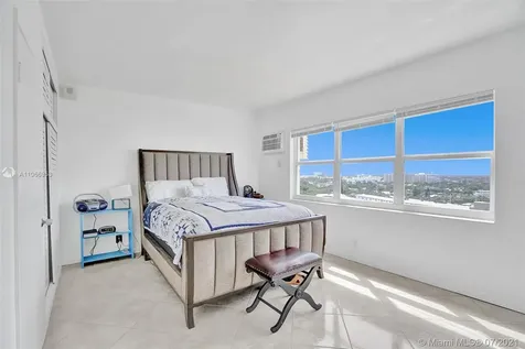 4050 N Ocean Drive Lauderdale By The Sea FL 33308