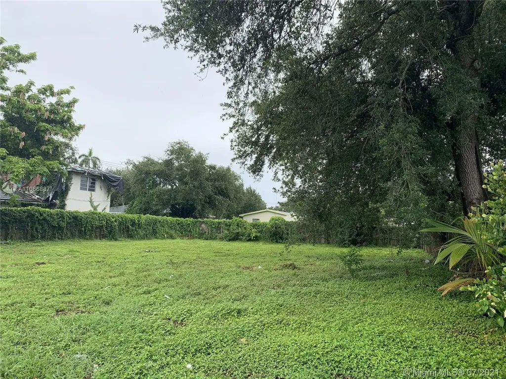1779 NW 93rd Street Miami FL 33147