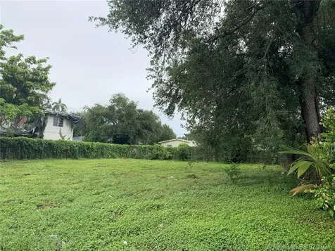 1779 NW 93rd Street Miami FL 33147