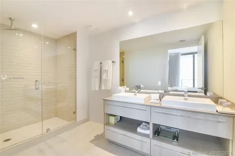 4010 S Ocean Drive Hollywood FL 33019