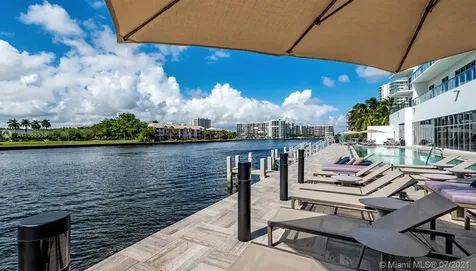 4010 S Ocean Drive Hollywood FL 33019