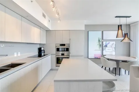 4010 S Ocean Drive Hollywood FL 33019