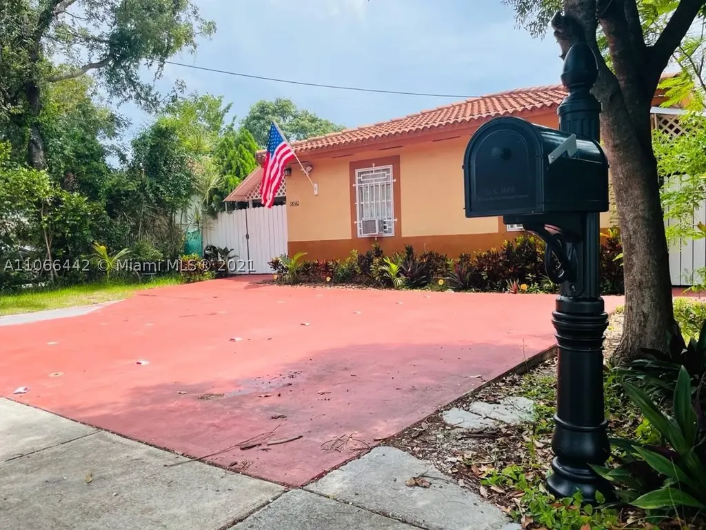 18361 SW 102nd Place Miami FL 33157