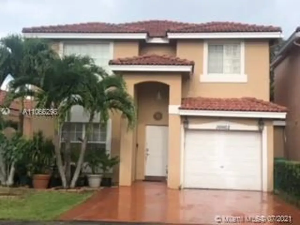 10002 SW 162nd Court Miami FL 33196