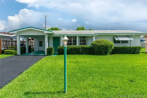 8811 NW 15th Court Pembroke Pines FL 33024