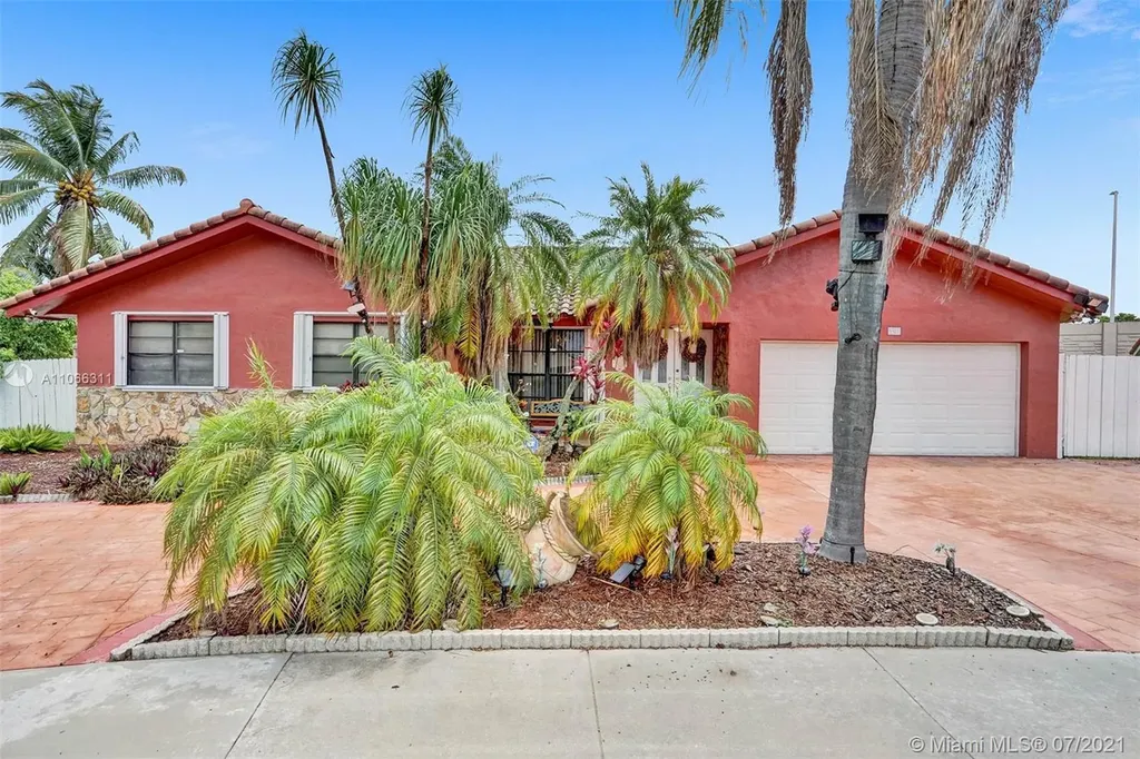 9421 SW 119th Court Miami FL 33186