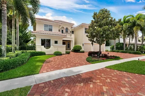 631 Sweet Bay Avenue Plantation FL 33324
