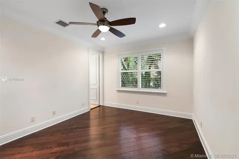 631 Sweet Bay Avenue Plantation FL 33324