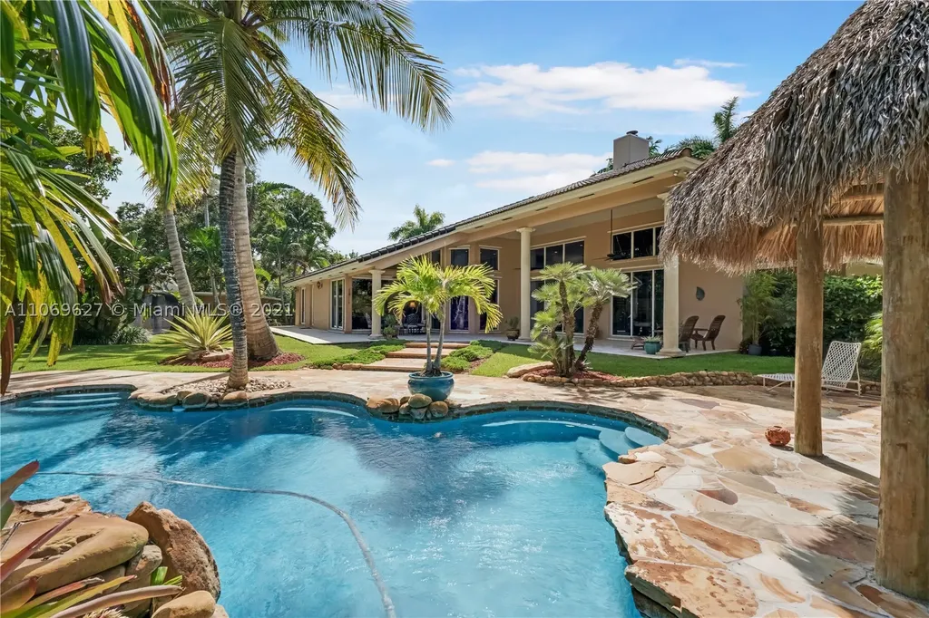 6830 S Cartee Road Palmetto Bay FL 33158