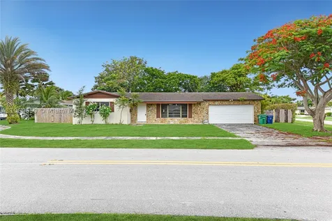 9700 SW 104th Court Miami FL 33176