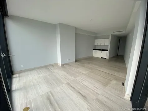 18555 Collins Avenue Sunny Isles Beach FL 33160