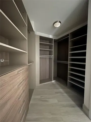 18555 Collins Avenue Sunny Isles Beach FL 33160