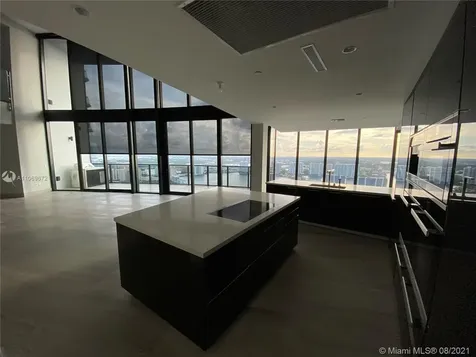 18555 Collins Avenue Sunny Isles Beach FL 33160