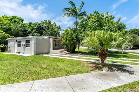 1199 NE 158th Street North Miami Beach FL 33162