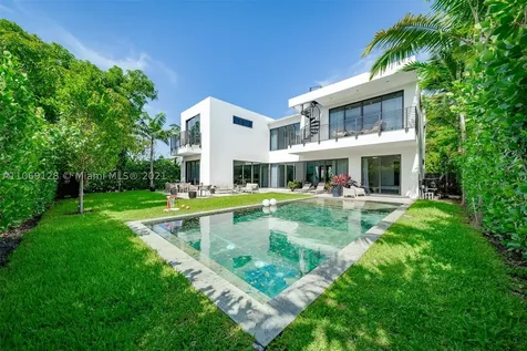 4494 Adams Avenue Miami Beach FL 33140