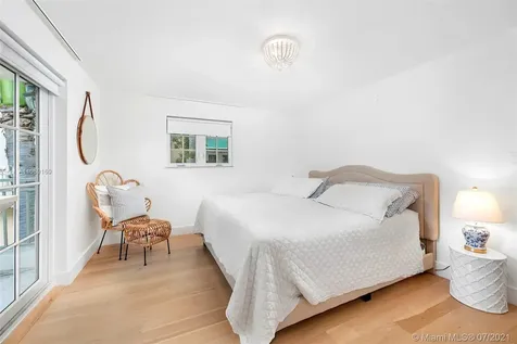 243 Meridian Avenue Miami Beach FL 33139