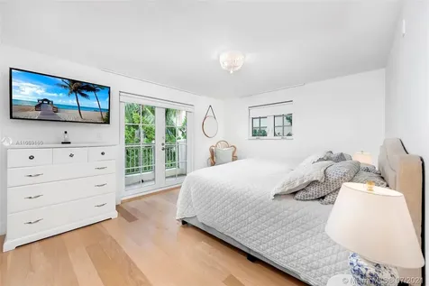 243 Meridian Avenue Miami Beach FL 33139