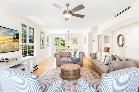 243 Meridian Avenue Miami Beach FL 33139