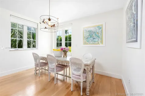 243 Meridian Avenue Miami Beach FL 33139