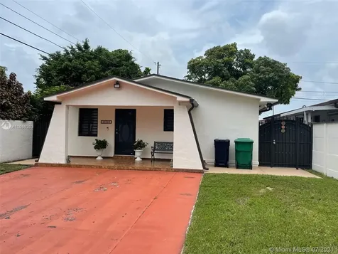 10560 SW 25th Street Miami FL 33165