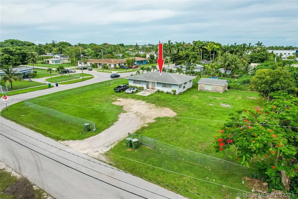 520 NE 11th Street Homestead FL 33030