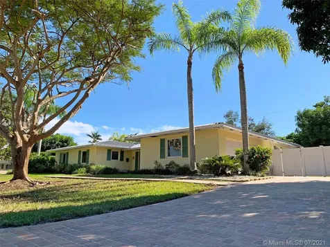 8540 SW 150th Terrace Palmetto Bay FL 33158