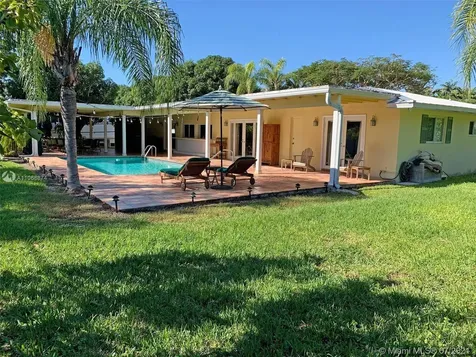 8540 SW 150th Terrace Palmetto Bay FL 33158