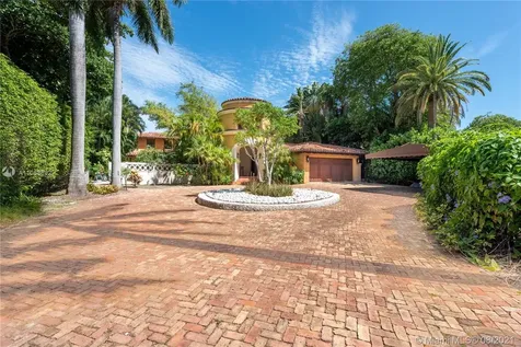 5970 N Bay Road Miami Beach FL 33140
