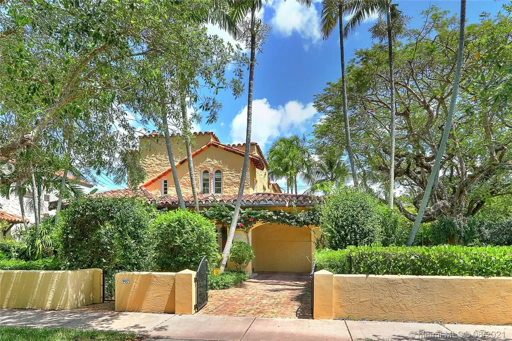 907 Anastasia Avenue Coral Gables FL 33134