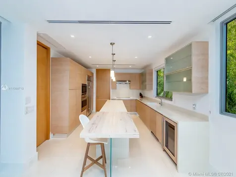 761 Glenridge Road Key Biscayne FL 33149