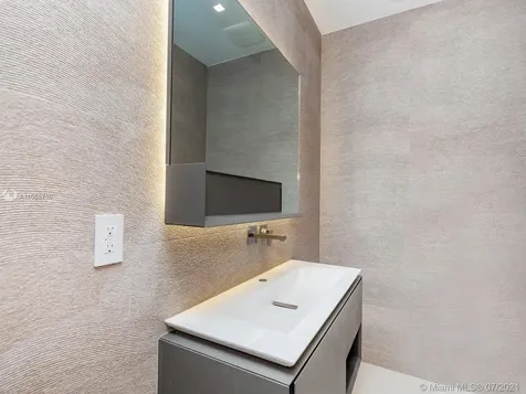 761 Glenridge Road Key Biscayne FL 33149