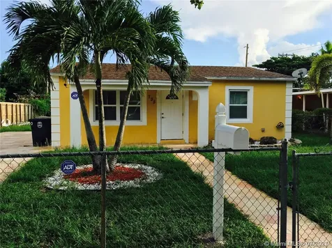 735 NW 128th Street North Miami FL 33168