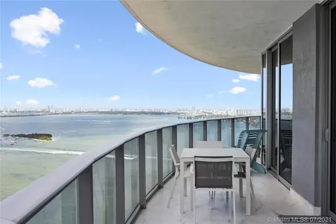 488 NE 18th Street Miami FL 33132