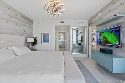 488 NE 18th Street Miami FL 33132