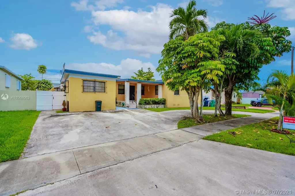 2431 SW 83rd Court Miami FL 33155