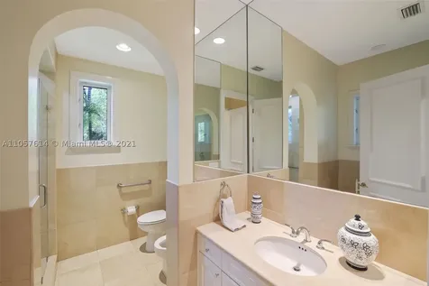 8050 SW 53rd Court Miami FL 33143