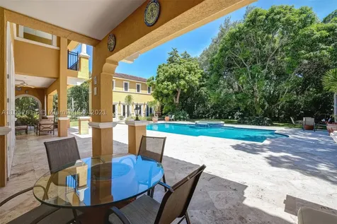 8050 SW 53rd Court Miami FL 33143