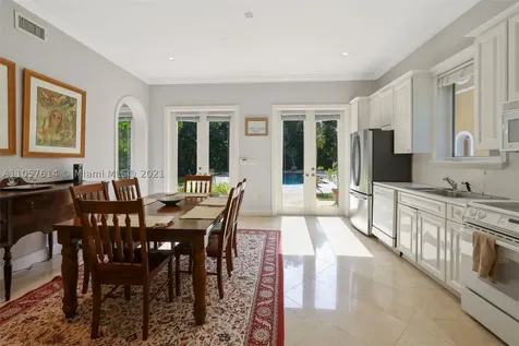 8050 SW 53rd Court Miami FL 33143
