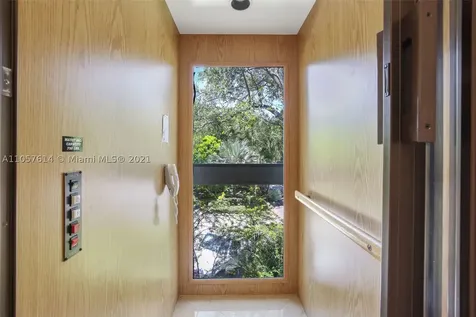 8050 SW 53rd Court Miami FL 33143