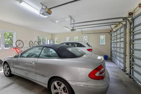 8050 SW 53rd Court Miami FL 33143