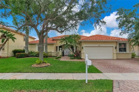 18630 SW 7th Street Pembroke Pines FL 33029